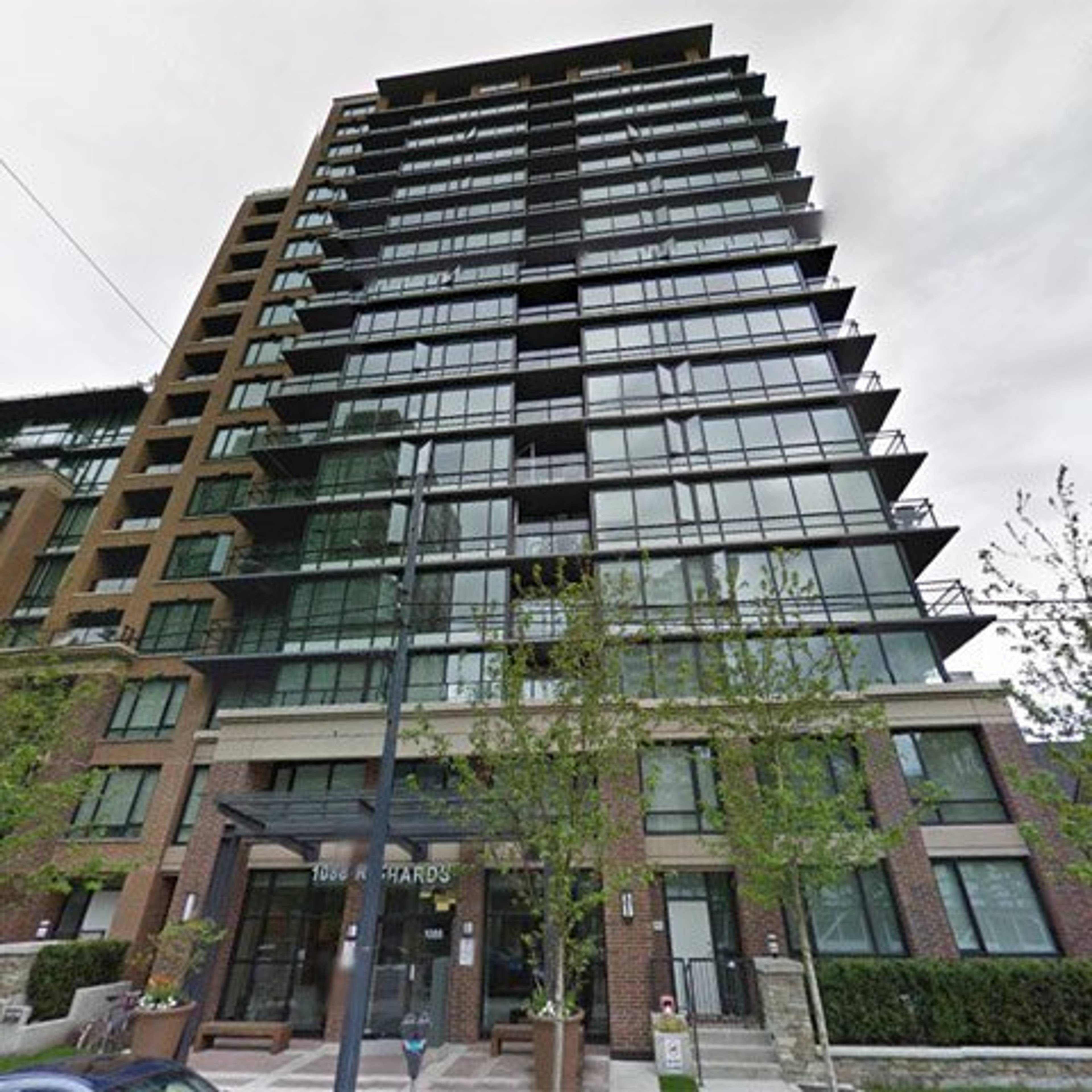 Richards Apartment Building