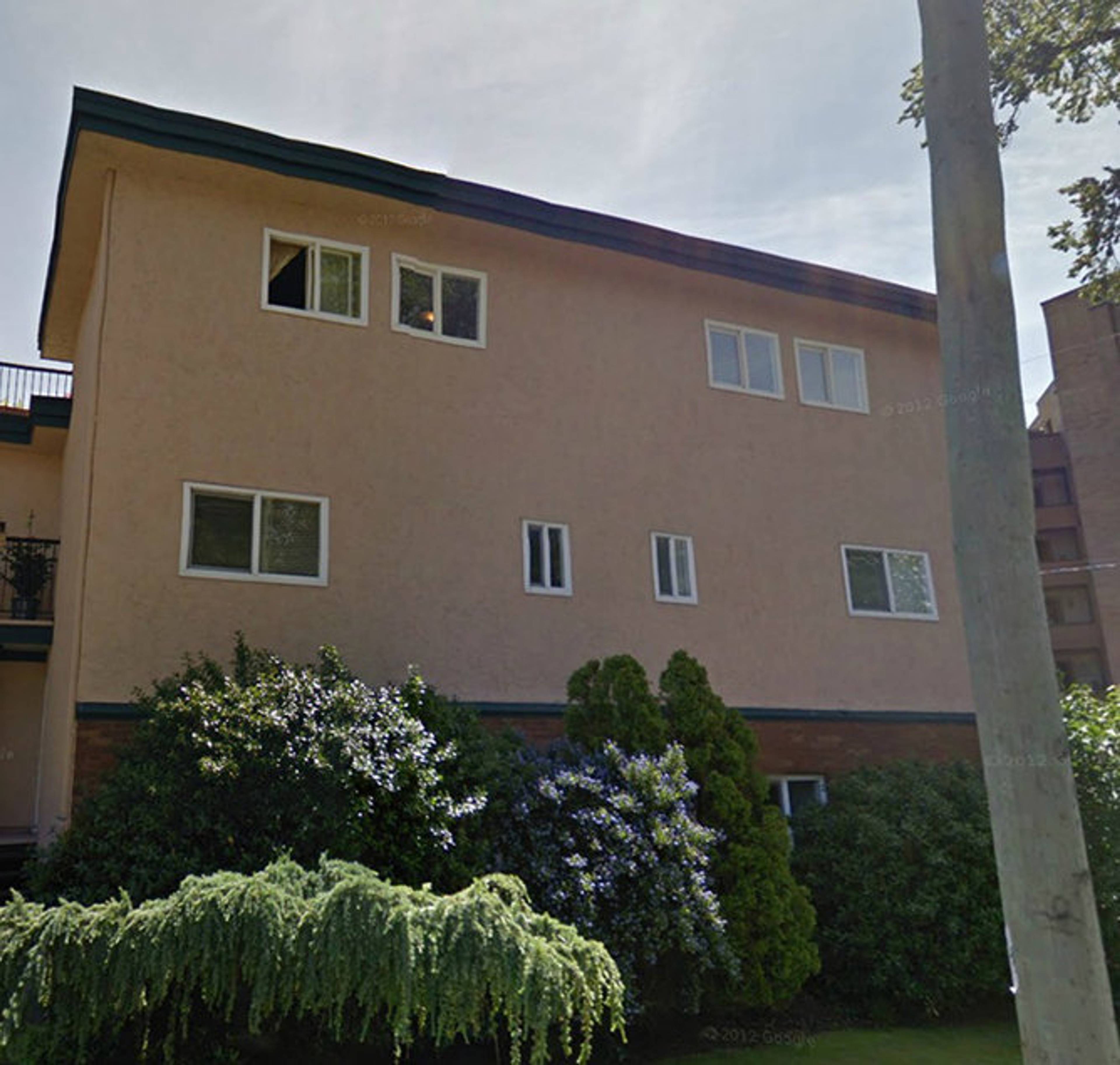 100 Niagara Apartment Building