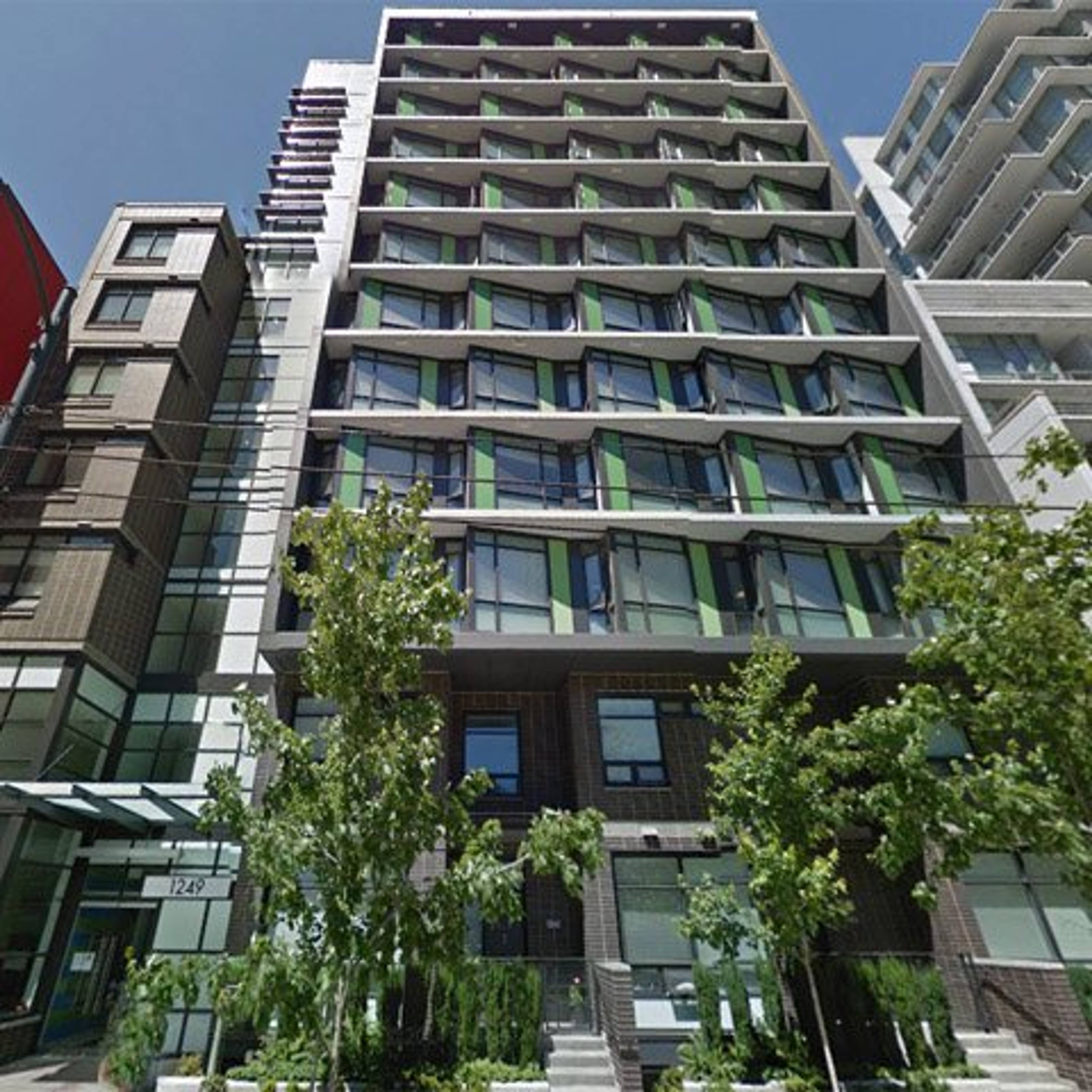 1237 Howe Apartment Building