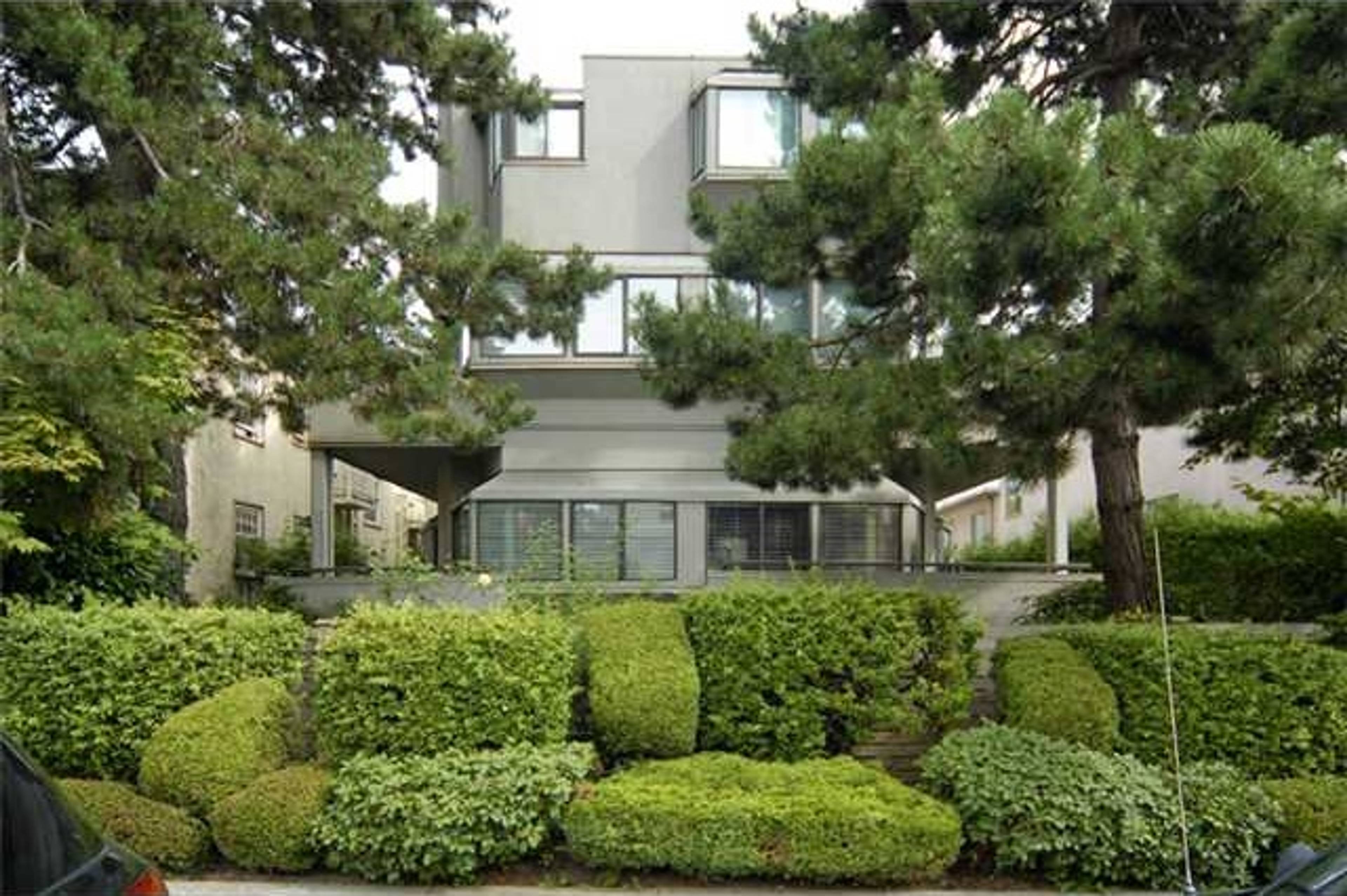 1685 West 11th Apartment Building