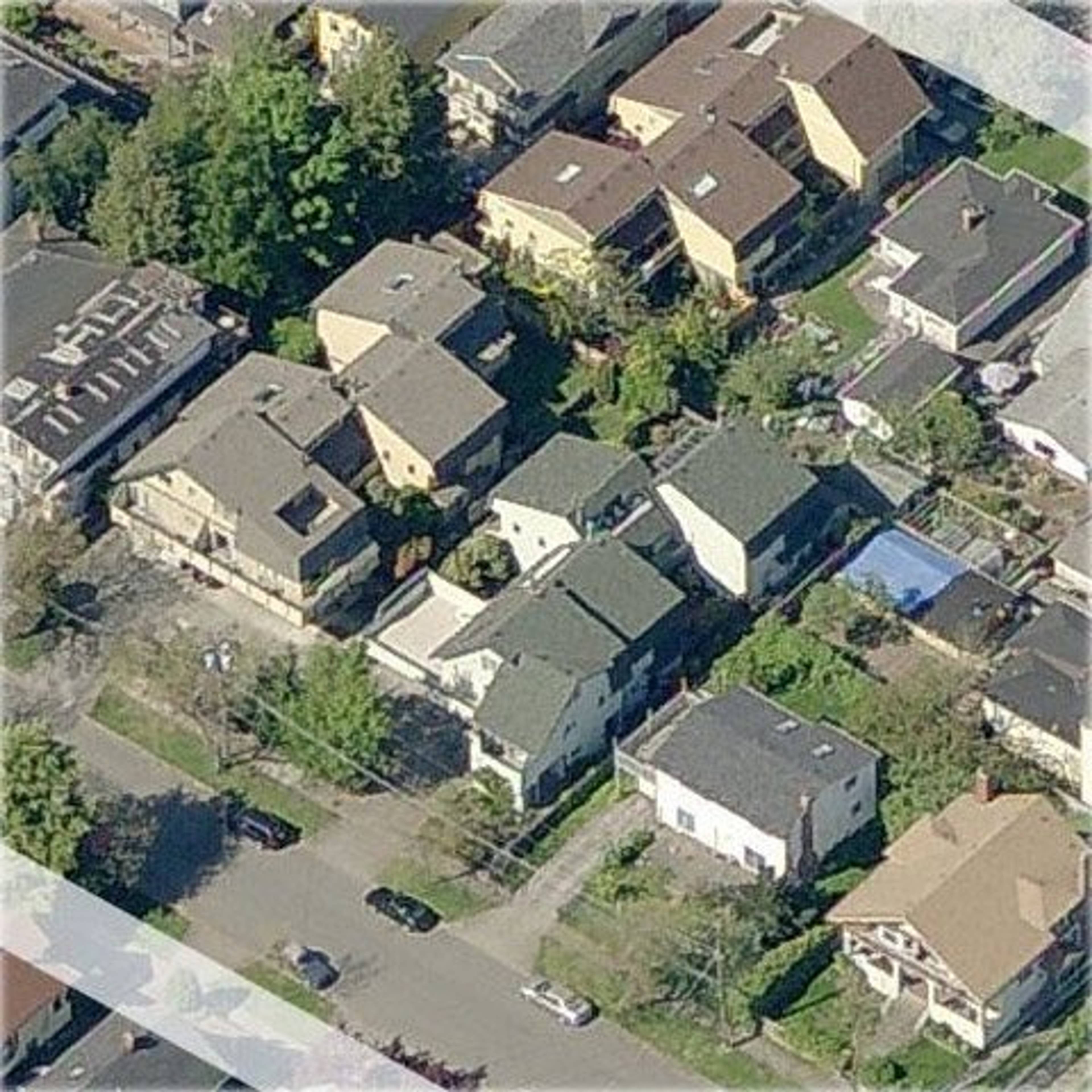 134 Ontario Apartment Building