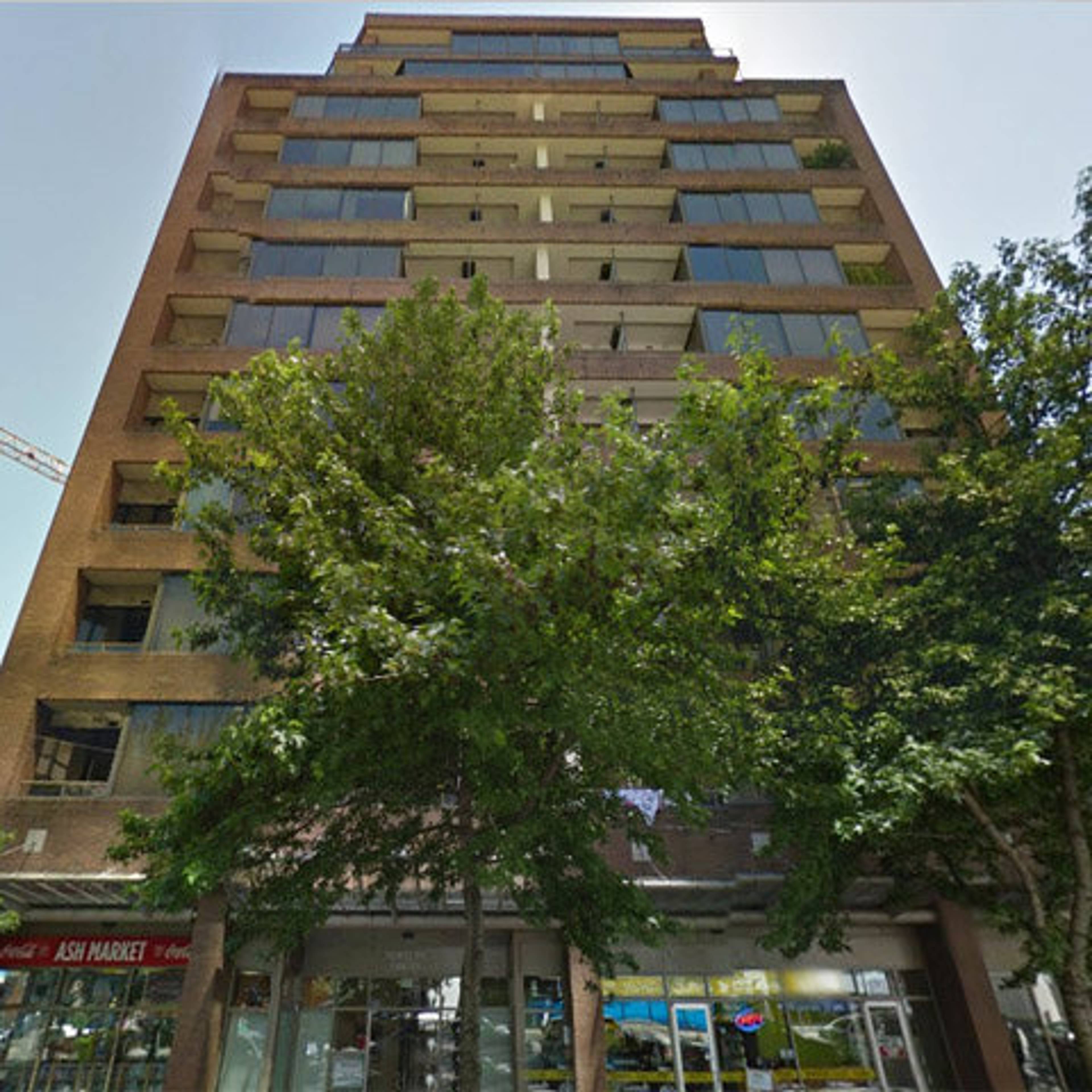 1010 Howe Apartment Building