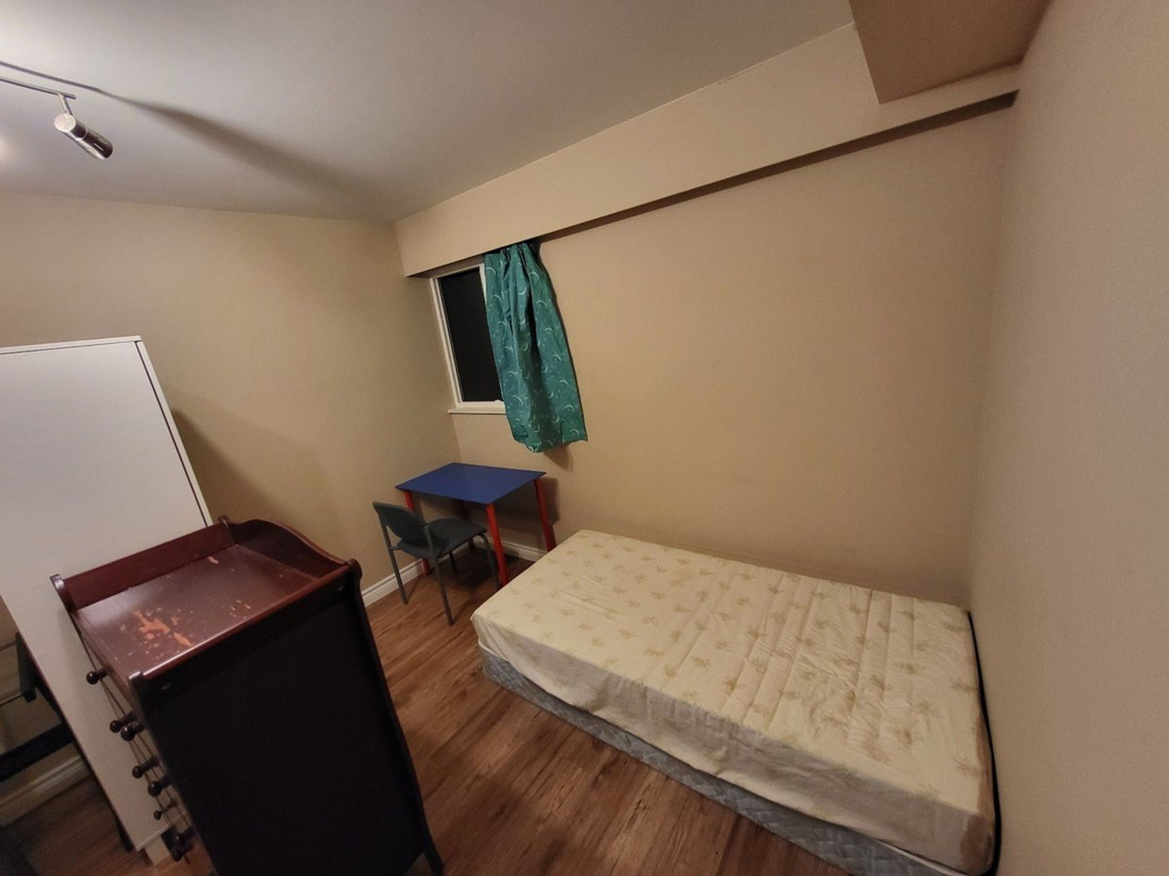 1 Bed  · 1 Bath for rent $1 / week
