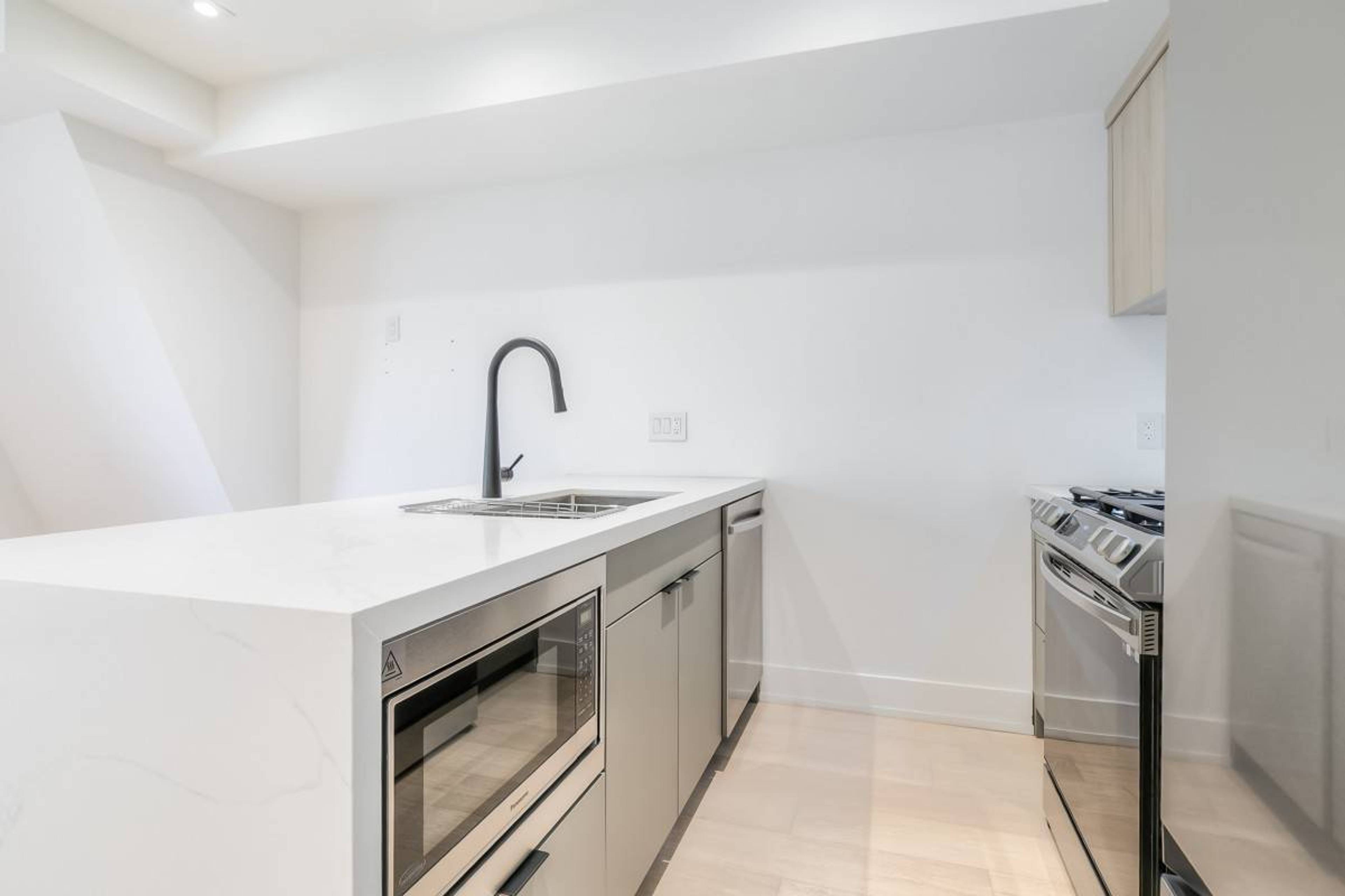 37 Boustead Avenue 6