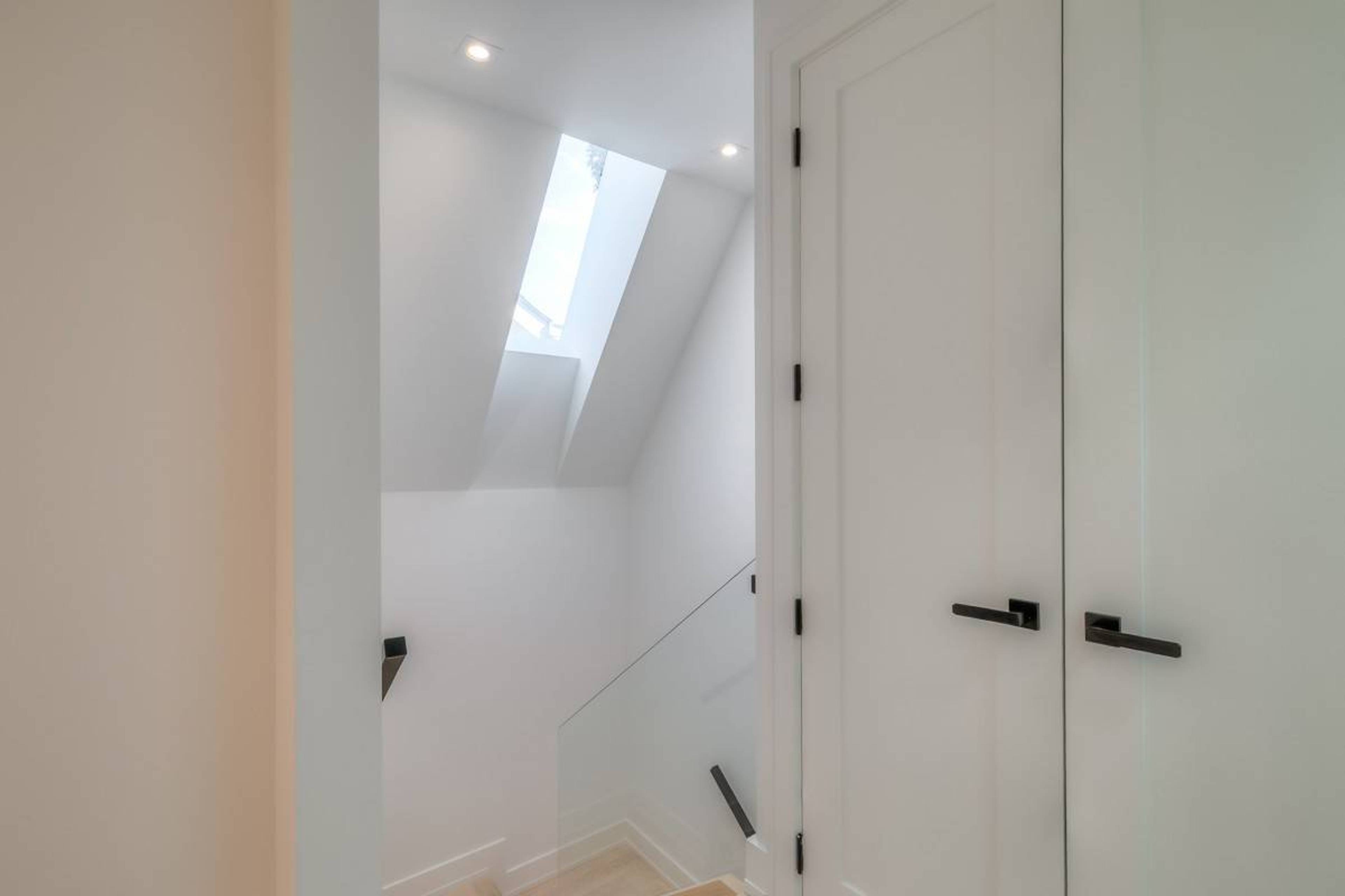 37 Boustead Avenue 16